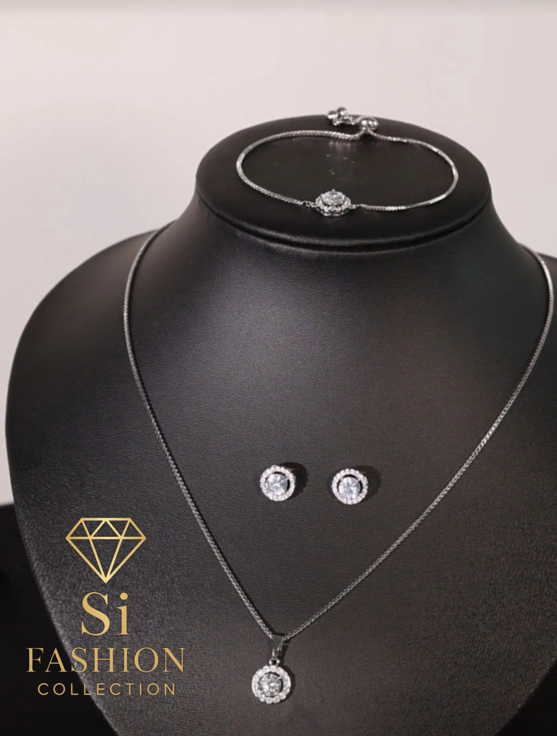 Комплект „Crystal Halo Royale Set“