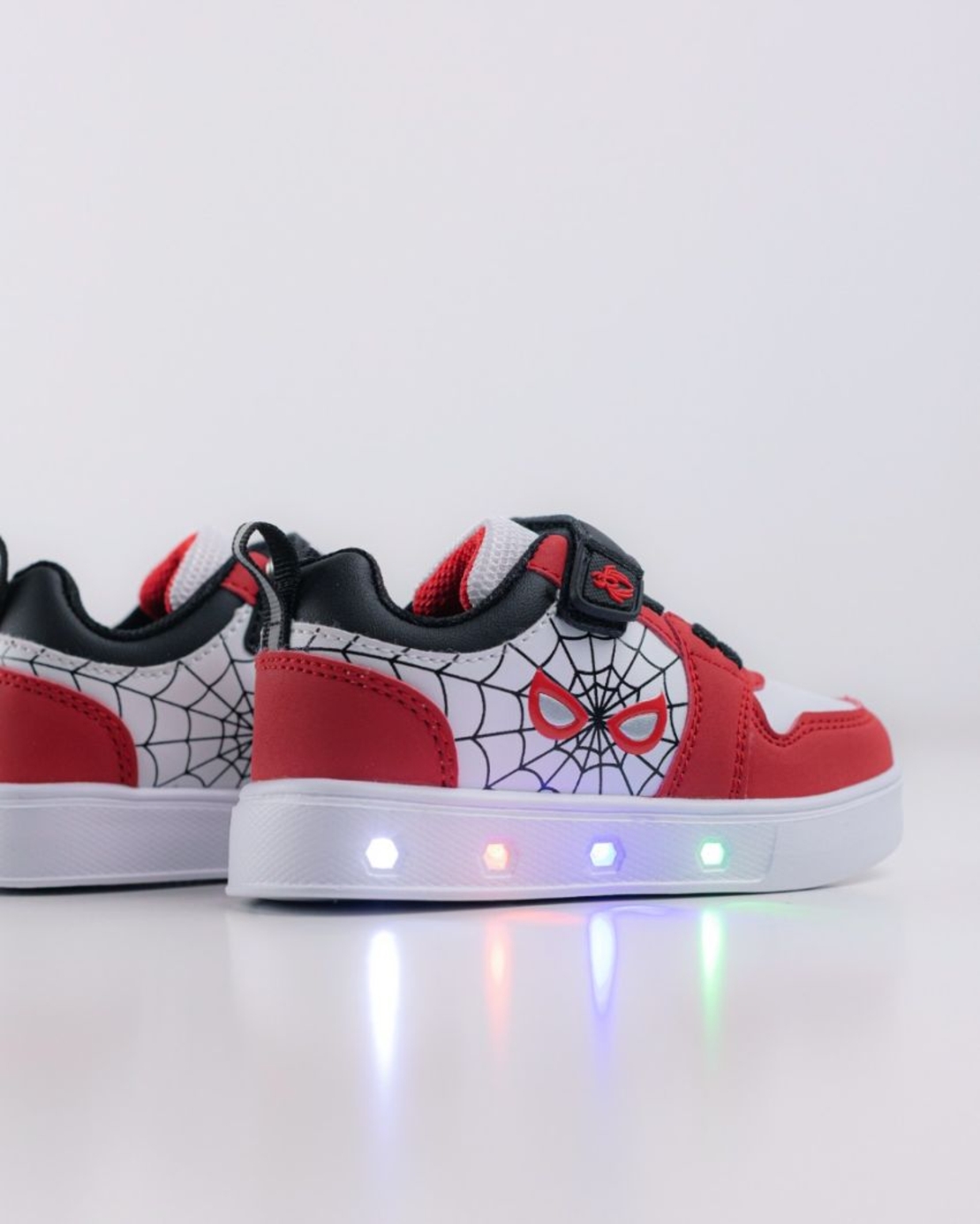 Детски светещи маратонки WINK  FE51054-2