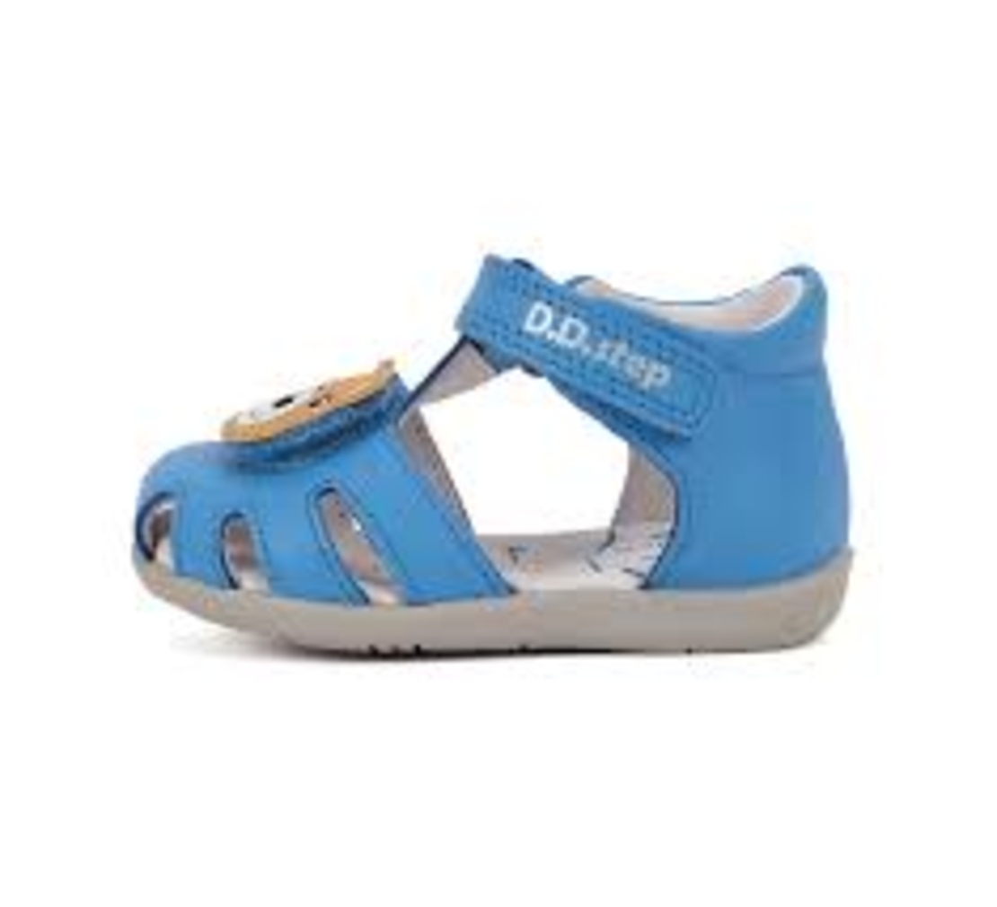 Детски сандали от естествена кожа D.D.Step – стабилна пета и гъвкаво ходило