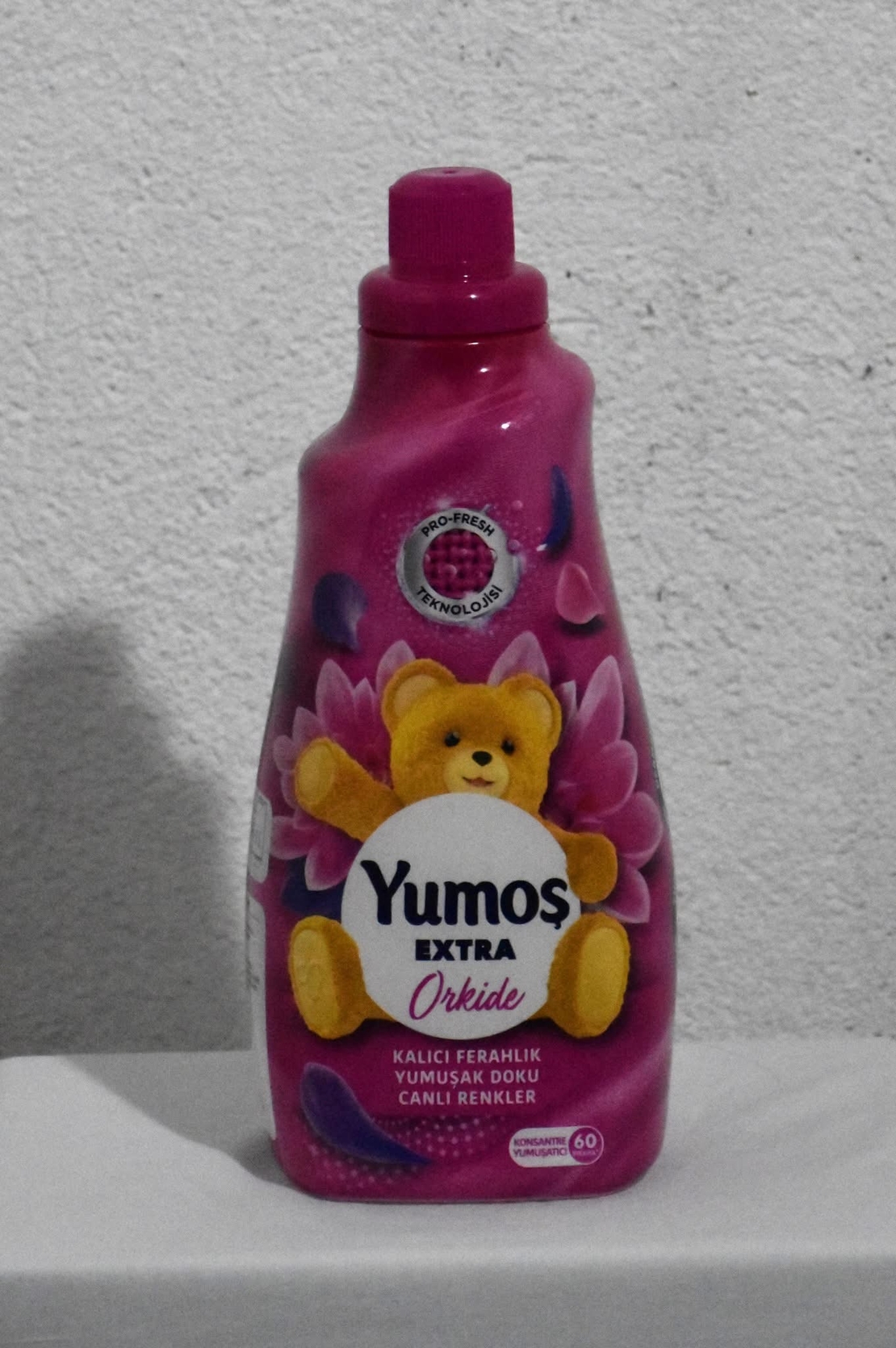 Омекотител Yumos