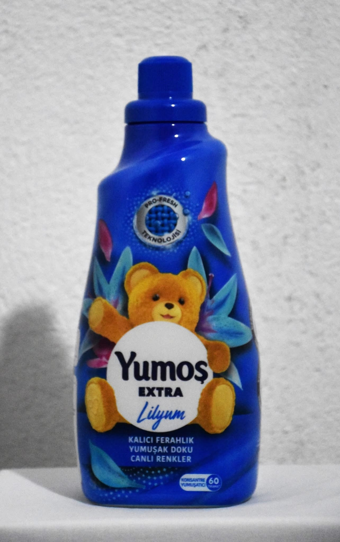 Омекотител Yumos