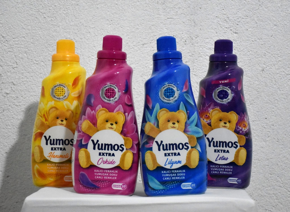 Омекотител Yumos