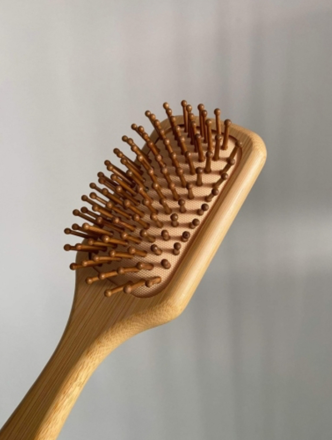 Бамбукова четка за коса