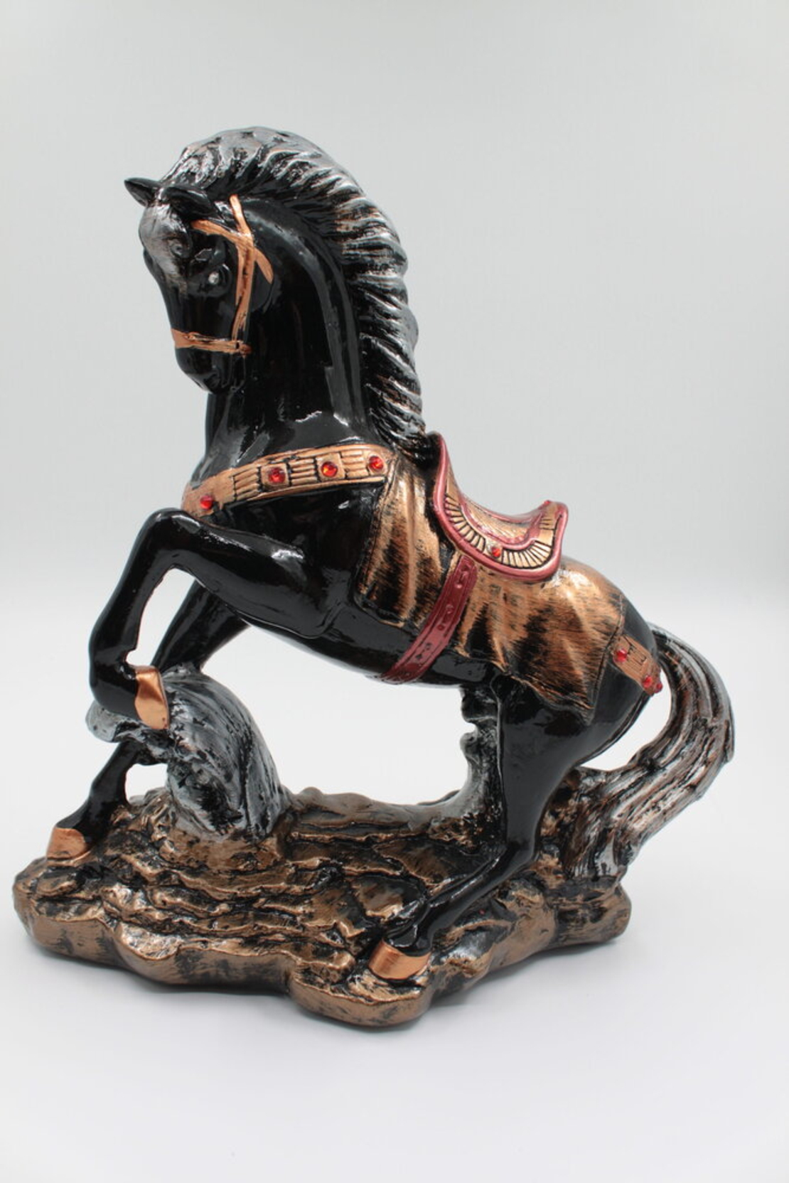 Фигура КОН - голяма