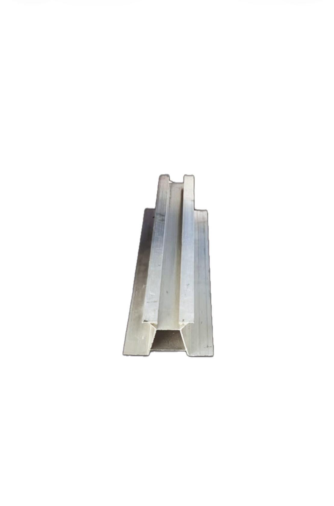 Трапецовидна алуминиева конструкция за ламарина и сандвич панели