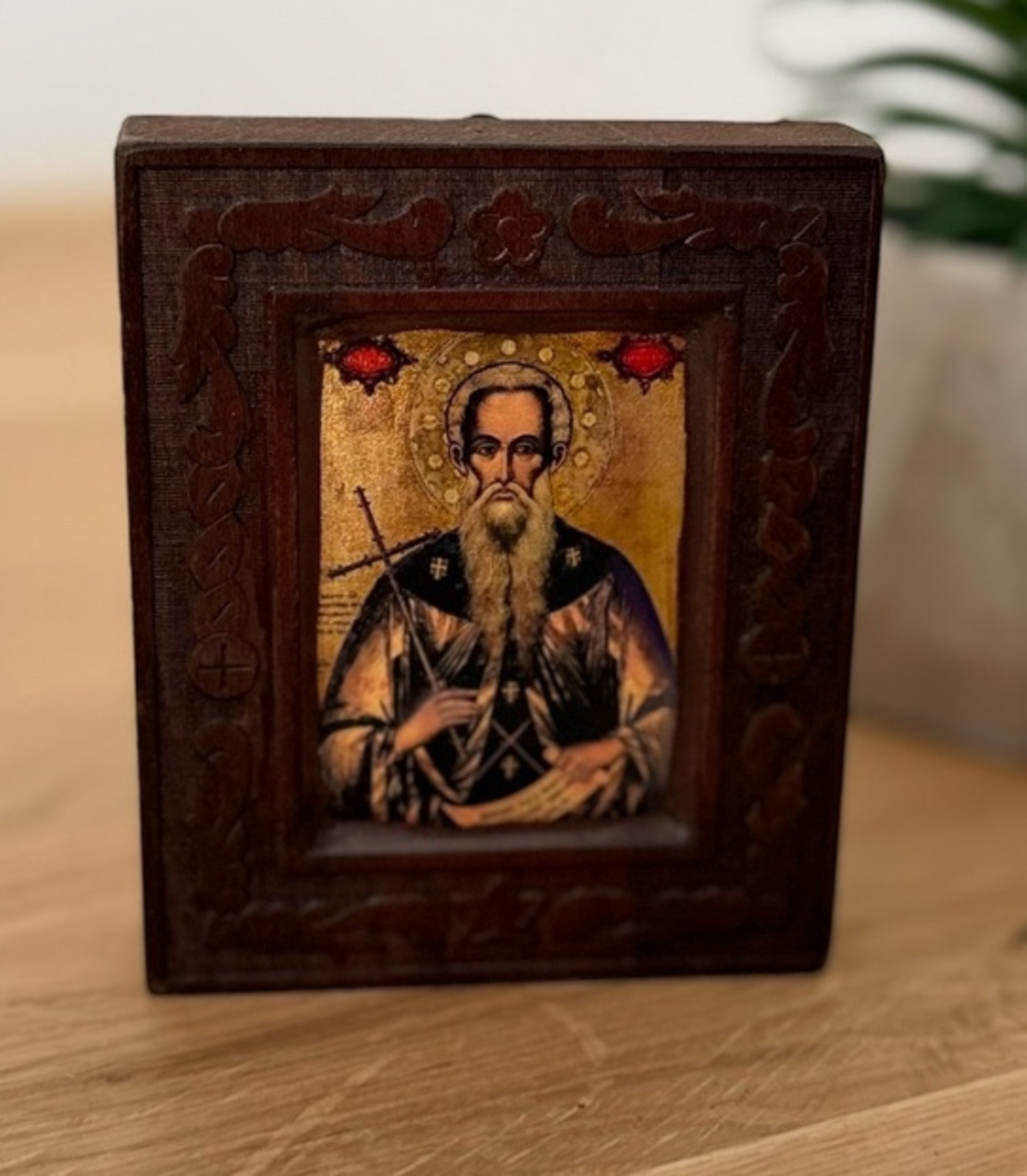 Икона на Свети Николай Чудотворец – дървена рамка