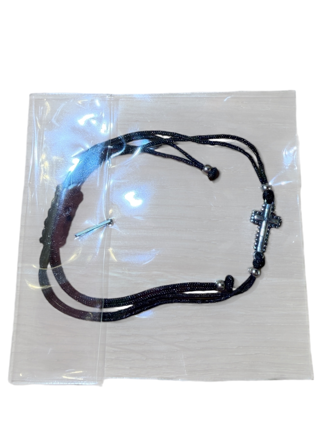 Сребърна гривна 925 с кръст и регулируема връзка