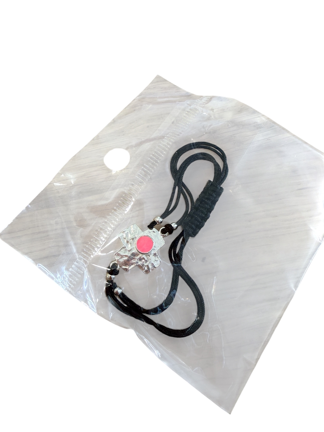 Сребърна гривна 925 с кръст и черен конец