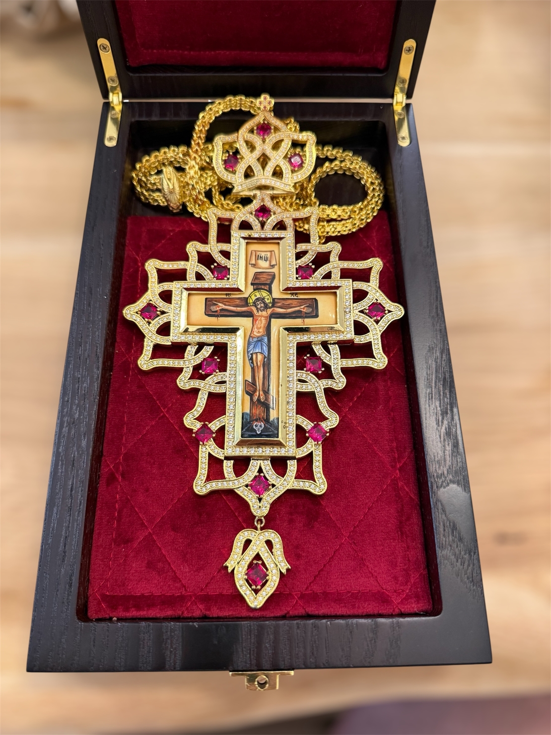 Архирейски нагръден кръст с емайл и декоративни камъни