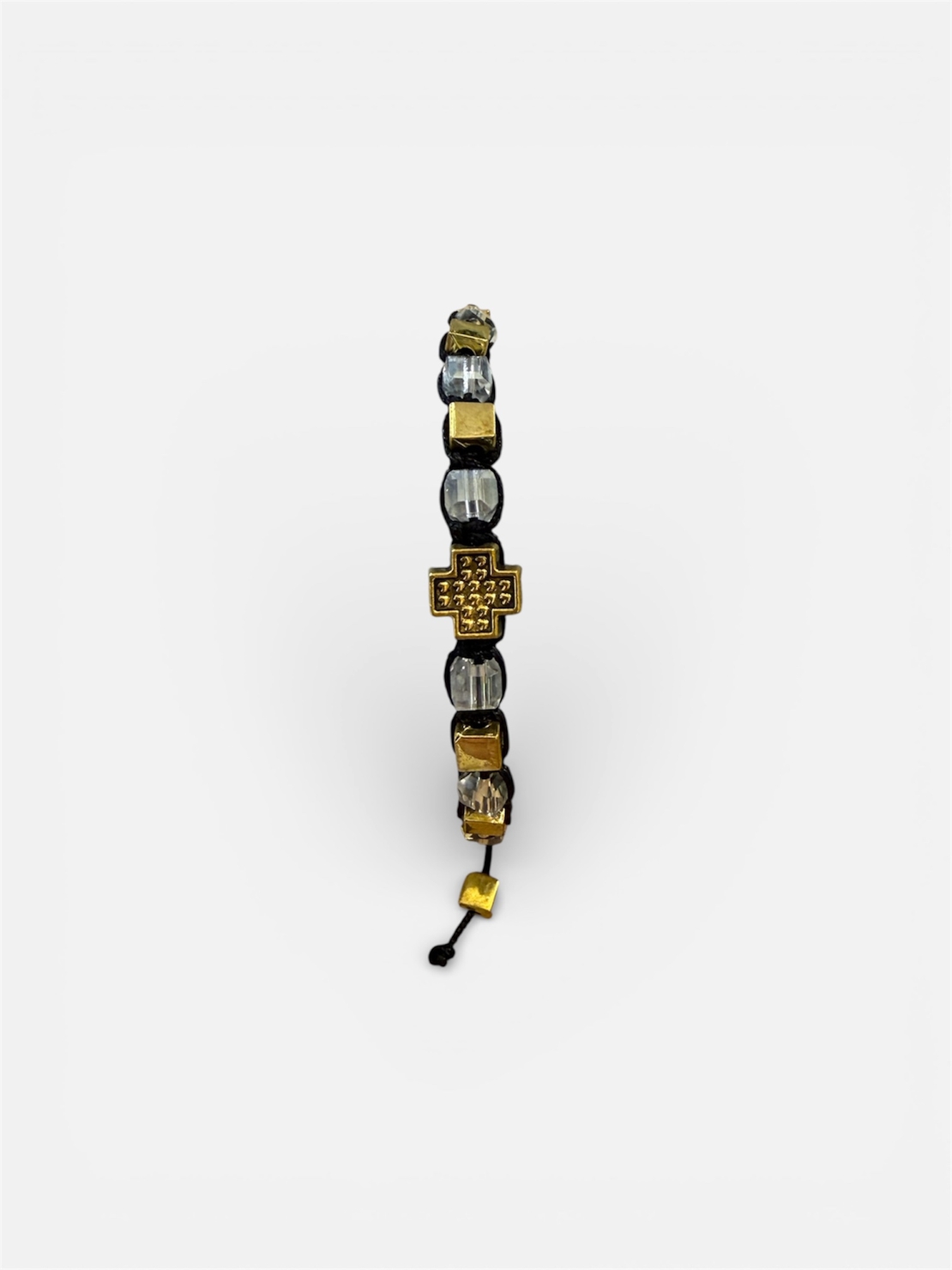 Гривна с Йерусалимски кръст и кристали