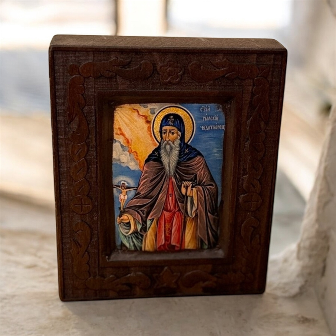 Икона на Свети Йоан Рилски Чудотворец – дървена резбована рамка