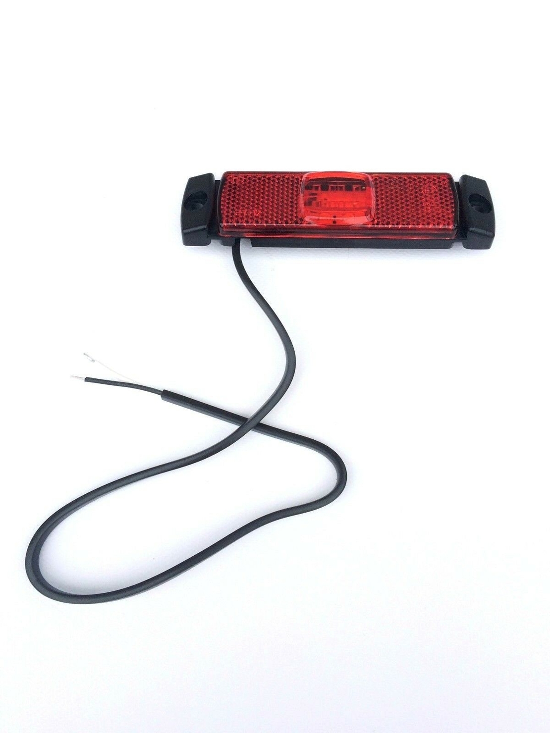 LED ЛЕД Светодиоден Червен Водоустойчив Габарит Маркер Fristom Е-Mark 12V-24V 130mm x 32mm x 14.5mm