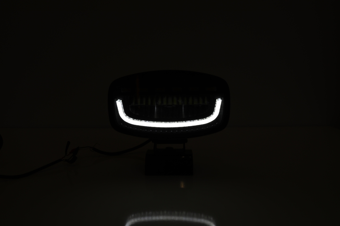 Универсален LED диоден халоген с DRL дневни светлини бяло/жълто и аварийна сигнална блиц оранжева светлина 12-24V 3500 лумена