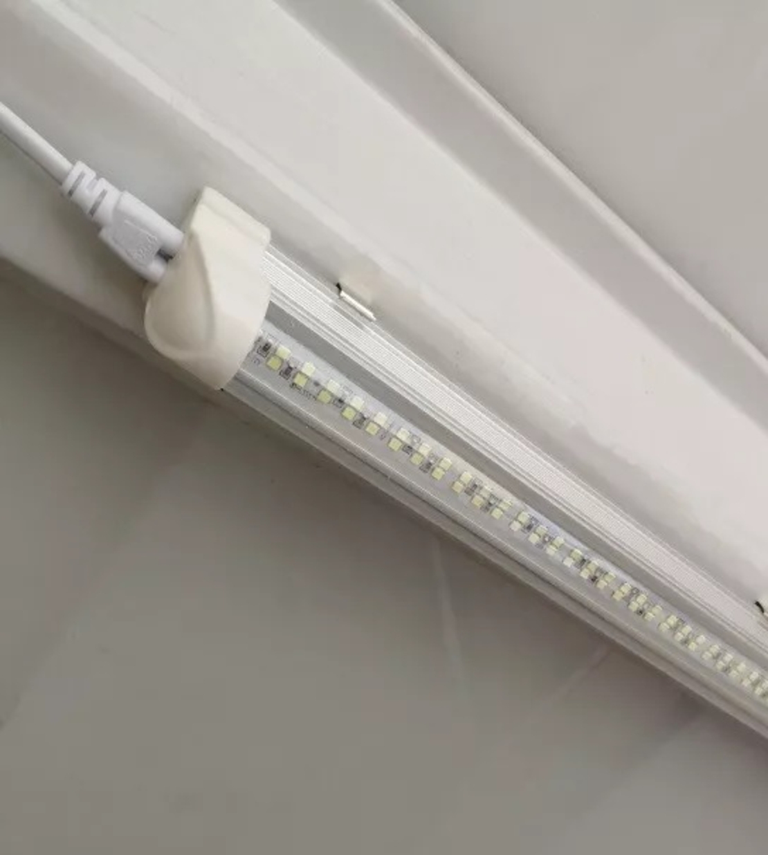 LED Лампа бяла светлина 72 LED, 12V, 6500K, 33 см – Алуминиев корпус, с кабел и букса за свързване