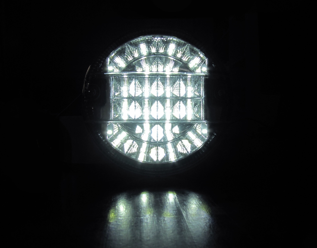 12V - 24V Led Лед Диодна Задна Светлина за Трактор Камион Ремарке Каравана Бяла Светлина