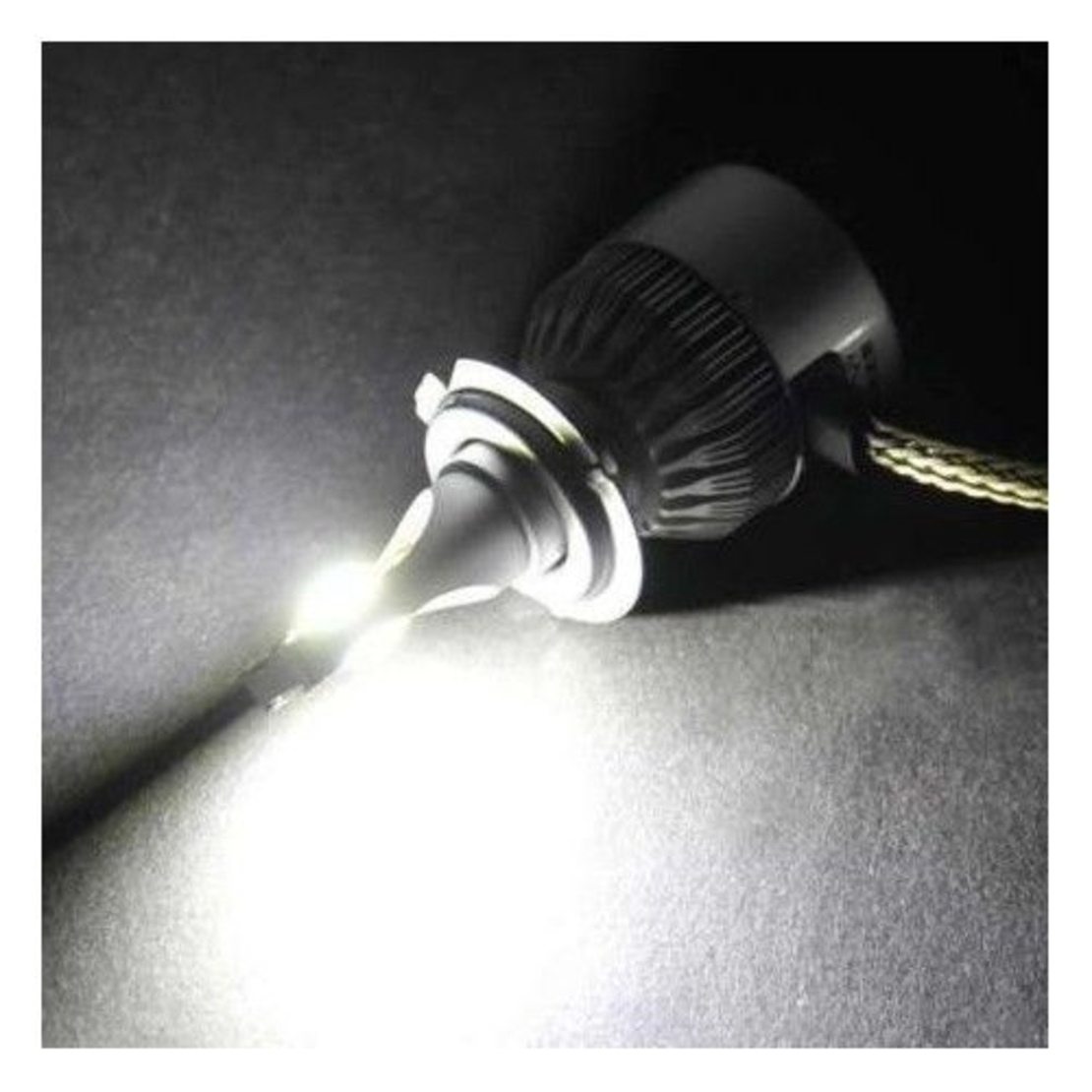 Комплект от 2броя LED ЛЕД диодни крушки за фар халоген HB4 ХБ4 12V 36W