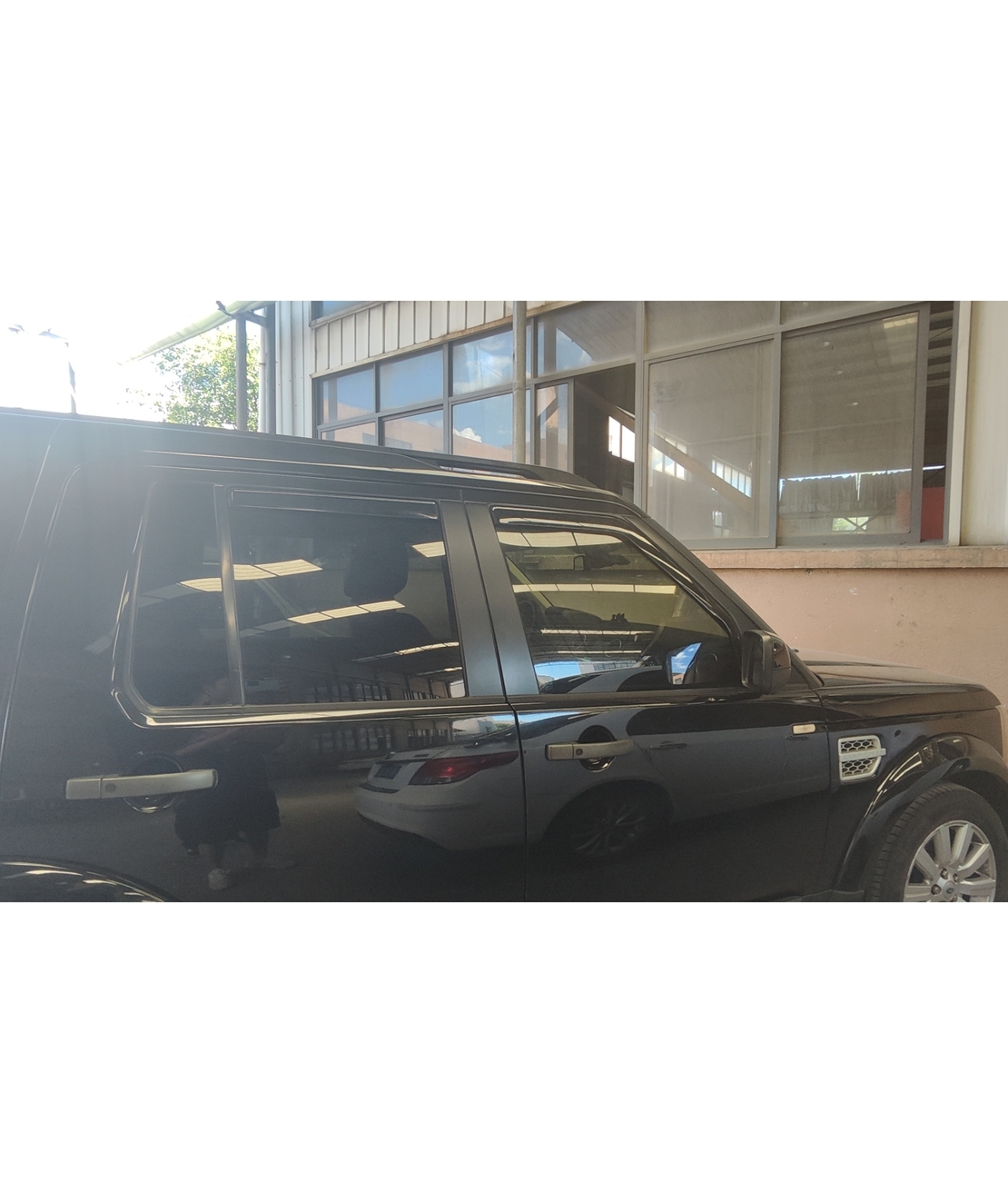 Комплект от 4бр. ветробрани за Land Rover Discovery 3 / 4  2005-2016