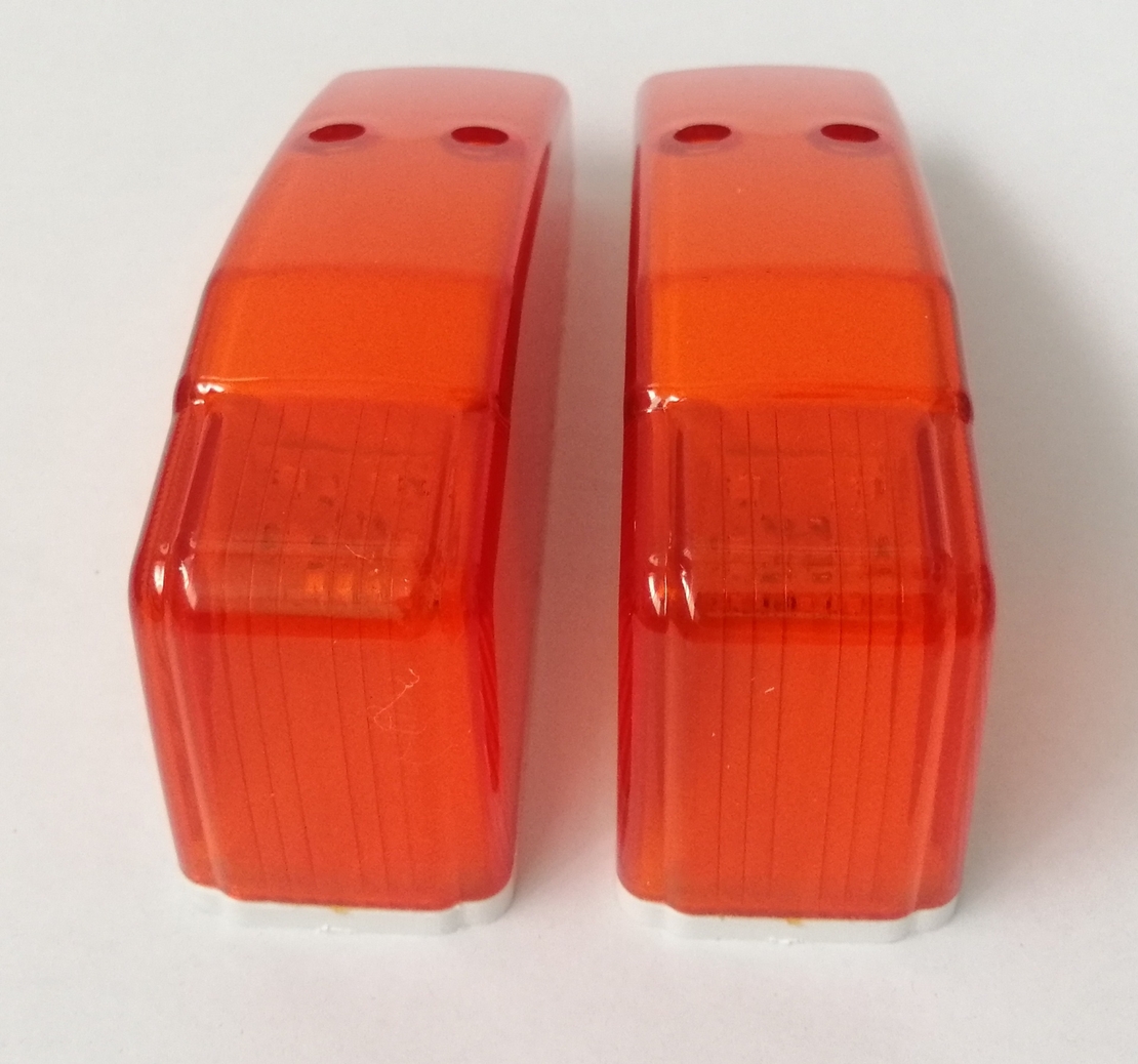 ЛЕД LED Светодиоден оранжев жълт габарит за кабина на камион 12V - 24V за таван 14 х 4 х 6 cm