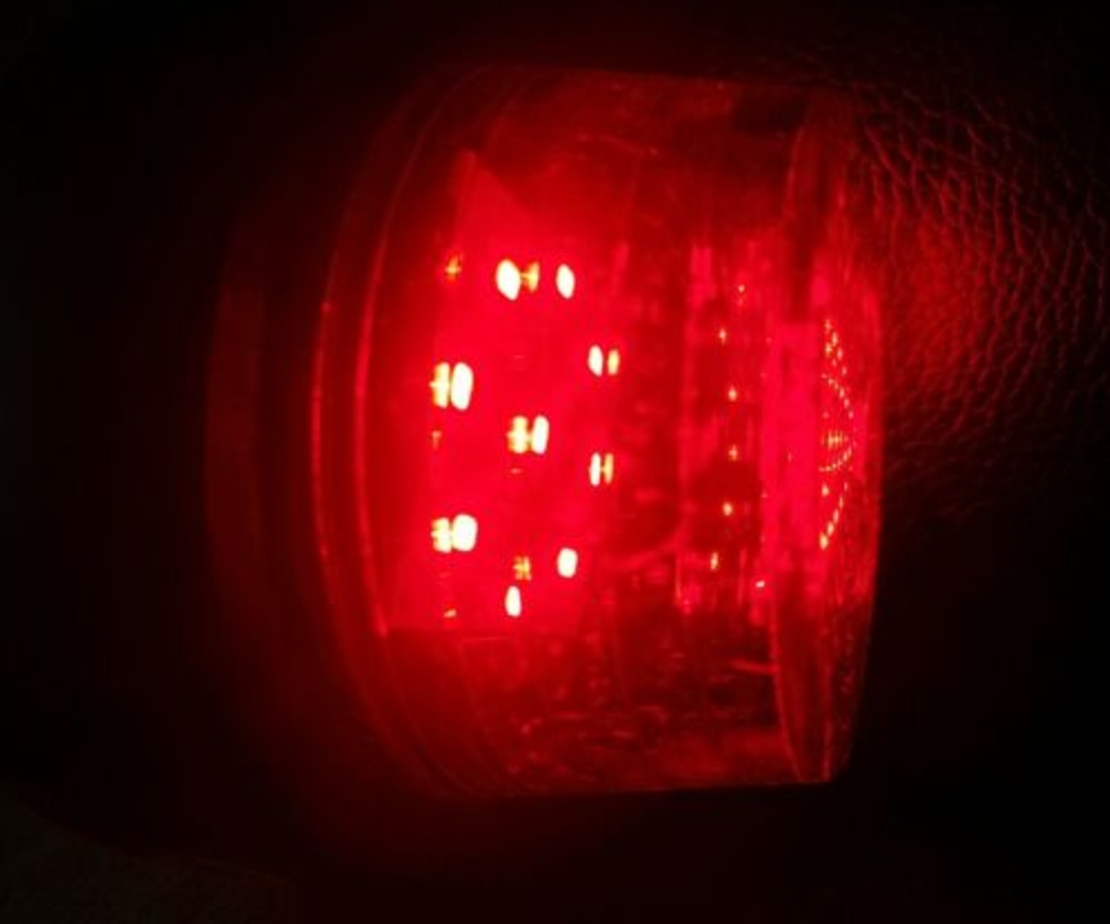 Комплект от 2 броя 12-24V ЛЕД LED Диодни Странични Маркери, Рогчета, Светлини За Камион, Ремарке, Каравана, Кемпер АТВ и др., бяло-червено