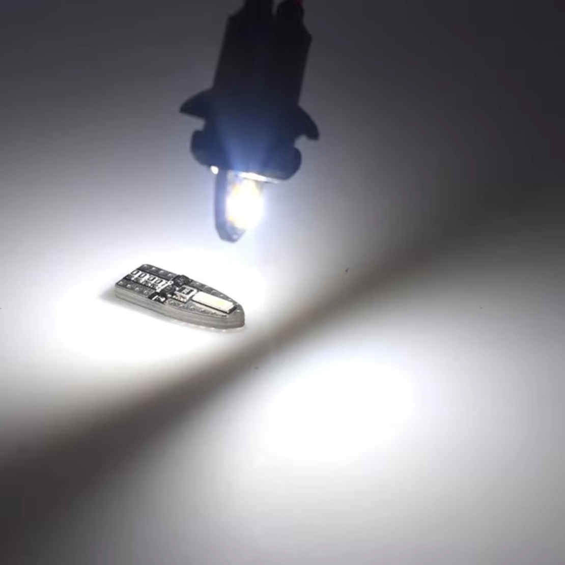 Комплект 2 бр. LED крушки T10, W5W, CANBUS, 6000K бяла светлина, 200 лумена, 12V – блистер