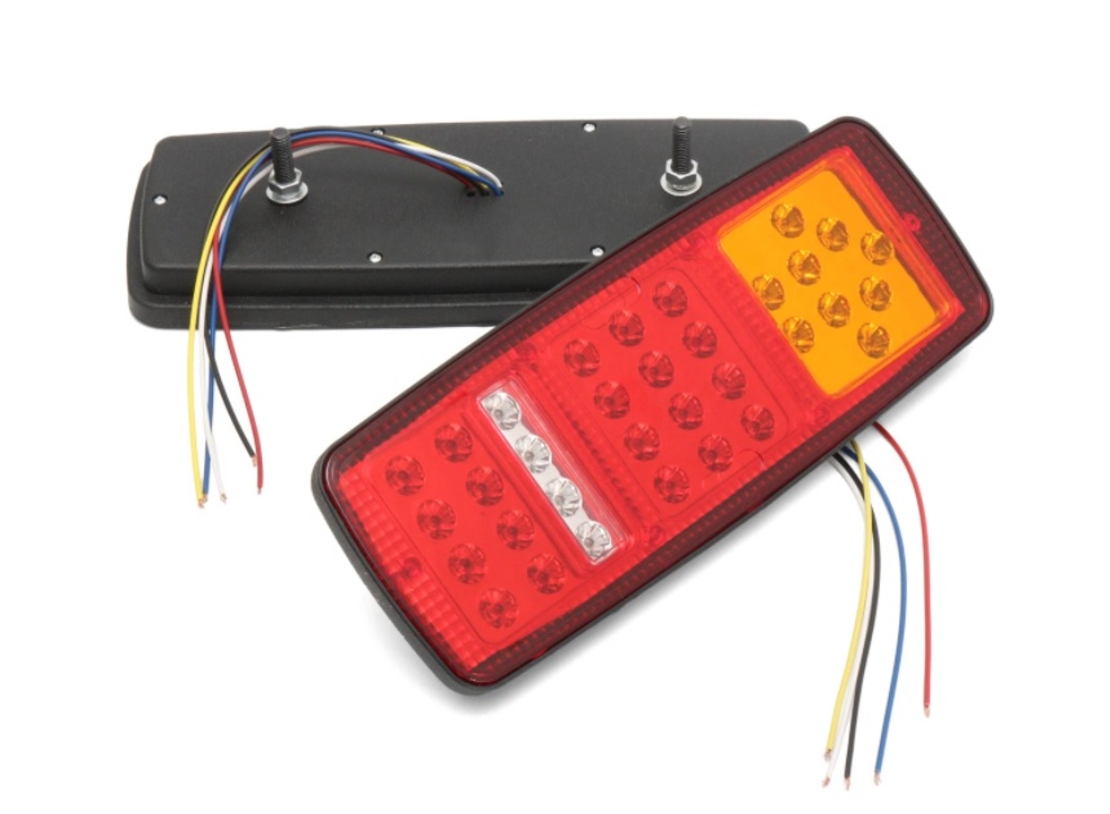 Комплект от 2 бр. LED стопове мигач задна светлина 24V за камион бус ТИР емарке