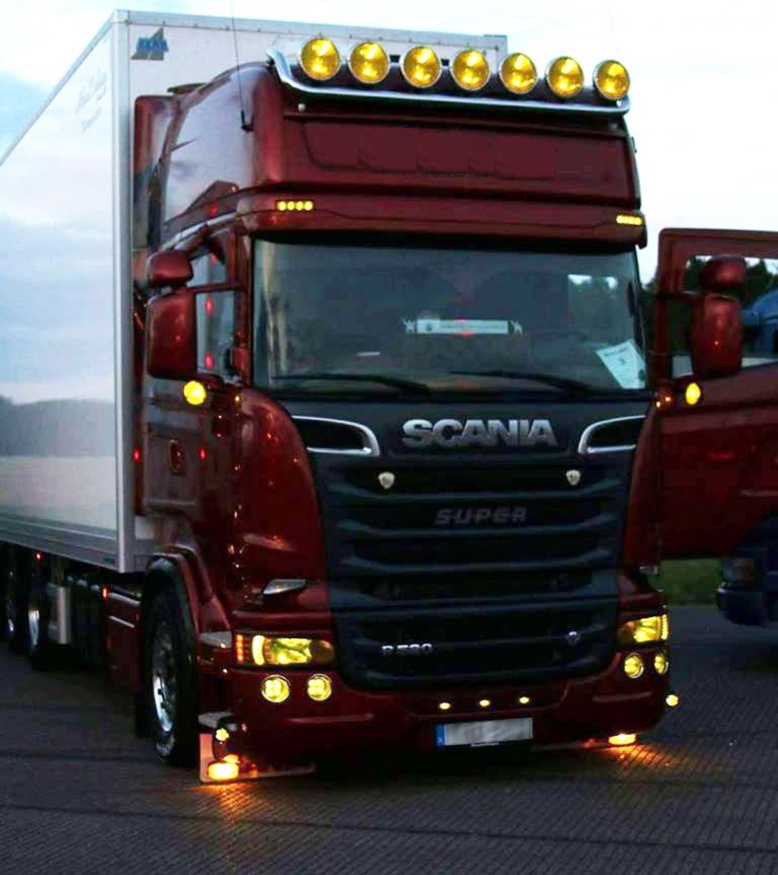 Ляв ЛЕД LED Диоден фар халоген За Scania P G R T след 2004 жълта светлина