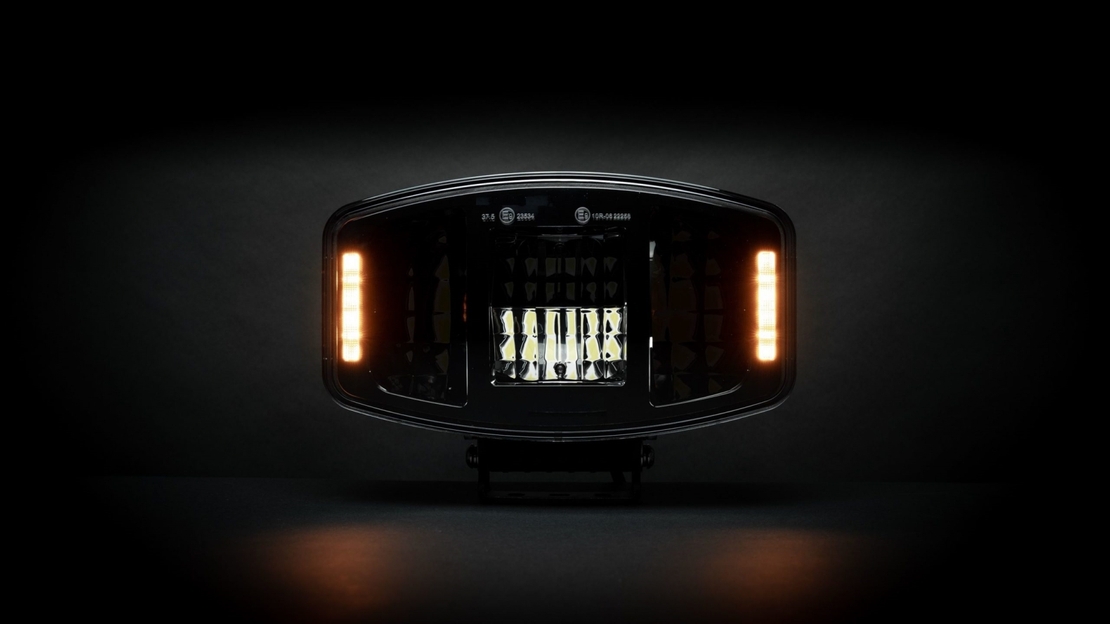 Универсален мощен LED ЛЕД 100W фар халоген лампа 12V - 24V с DRL/parking светлина бяло-жълто за АТВ джип камион трактор