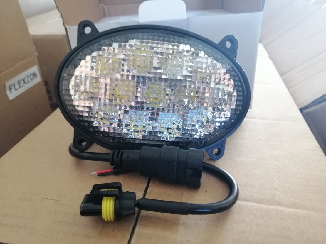 65W LED фар - разпръскваща светлина - подходящ за трактор, комбайн, джип, ATV, камион - светлини за мъгла - 13.5см елипса - 13 ЛЕД диода