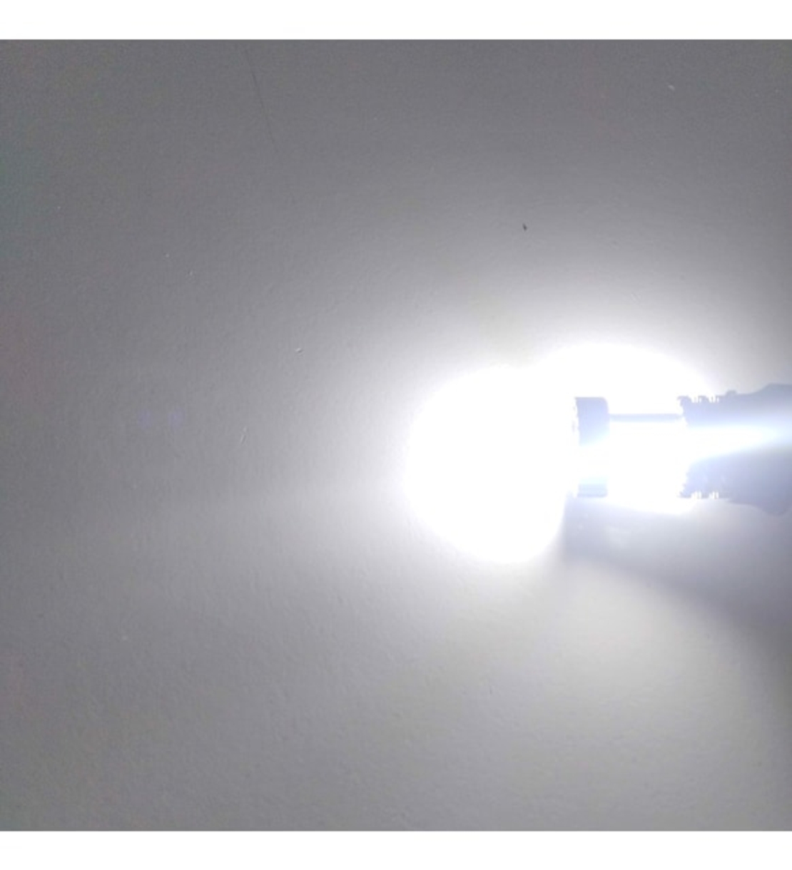 Комплект от 2 броя LED ЛЕД Крушки 6 SMD T10 W5W 12V Бяла Светлина Бели 6000К Photon EXCLUSIVE серия