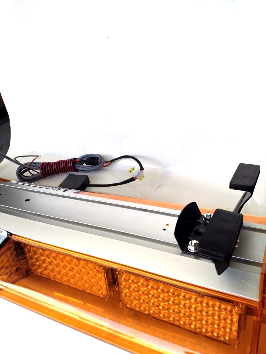 Аварийна сигнална лампа 120cm маяк LED бар 352 LED 24V
