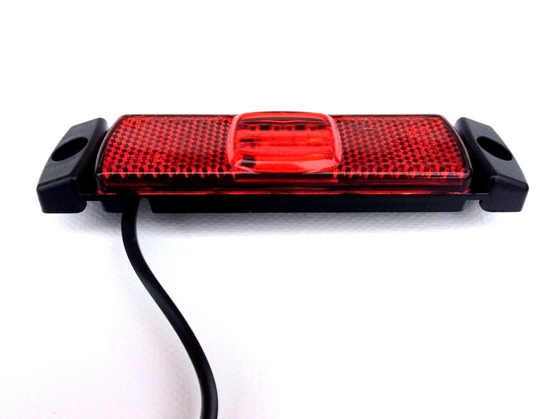 LED ЛЕД Светодиоден Червен Водоустойчив Габарит Маркер Fristom Е-Mark 12V-24V 130mm x 32mm x 14.5mm