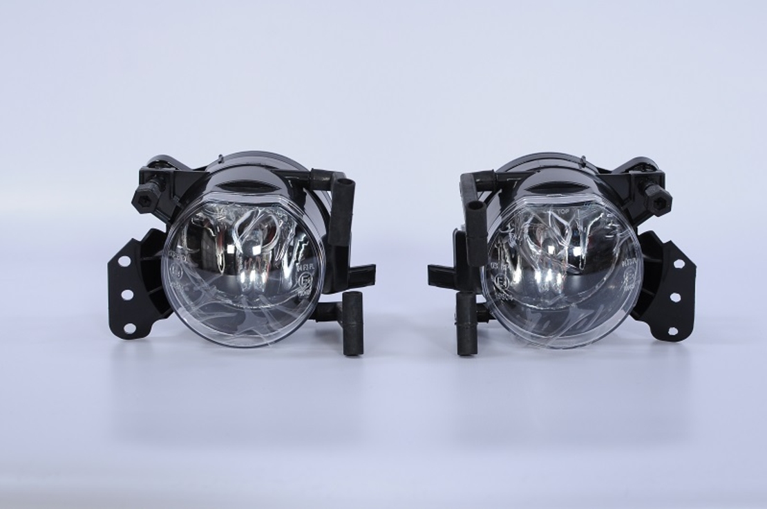 Комплект халогени за БМВ BMW 3 E90, 2003 - 2006 5 серия E60 03-07, X3 E83 2006 - 2011 Нови