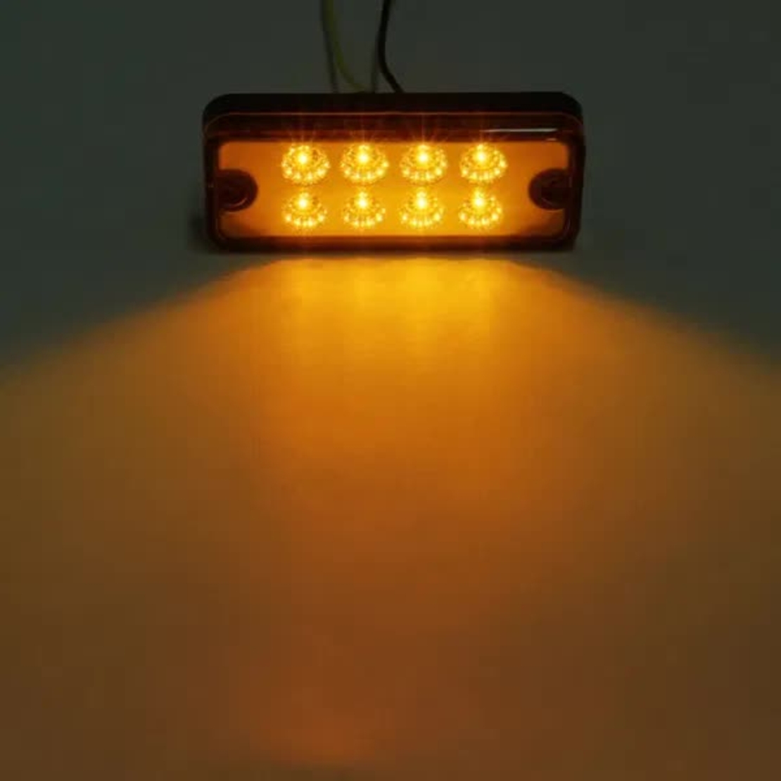Оранжев LED Габарит / Светлина / Токос, с 8 диода - 12V - 99mm x 40mm