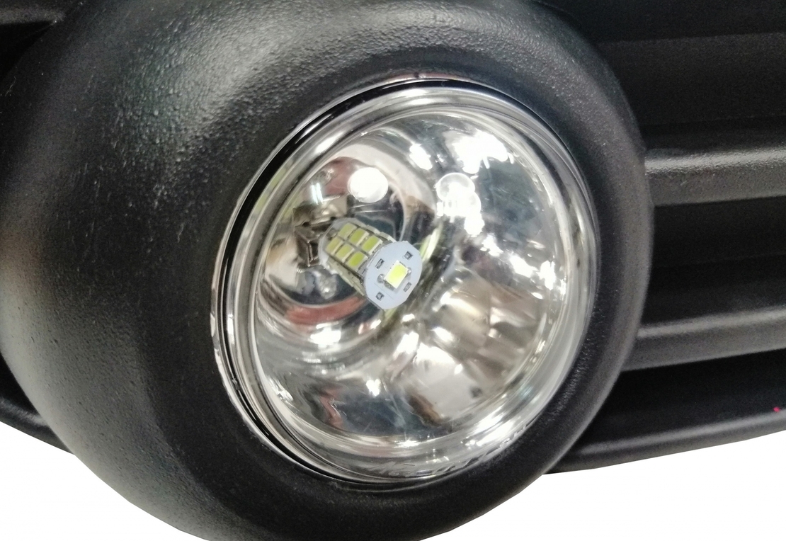LED Халогени с решетки за Ауди А4 Б5 - Audi A4 B5 Лед Фарове За Мъгла 1994-1998 г.