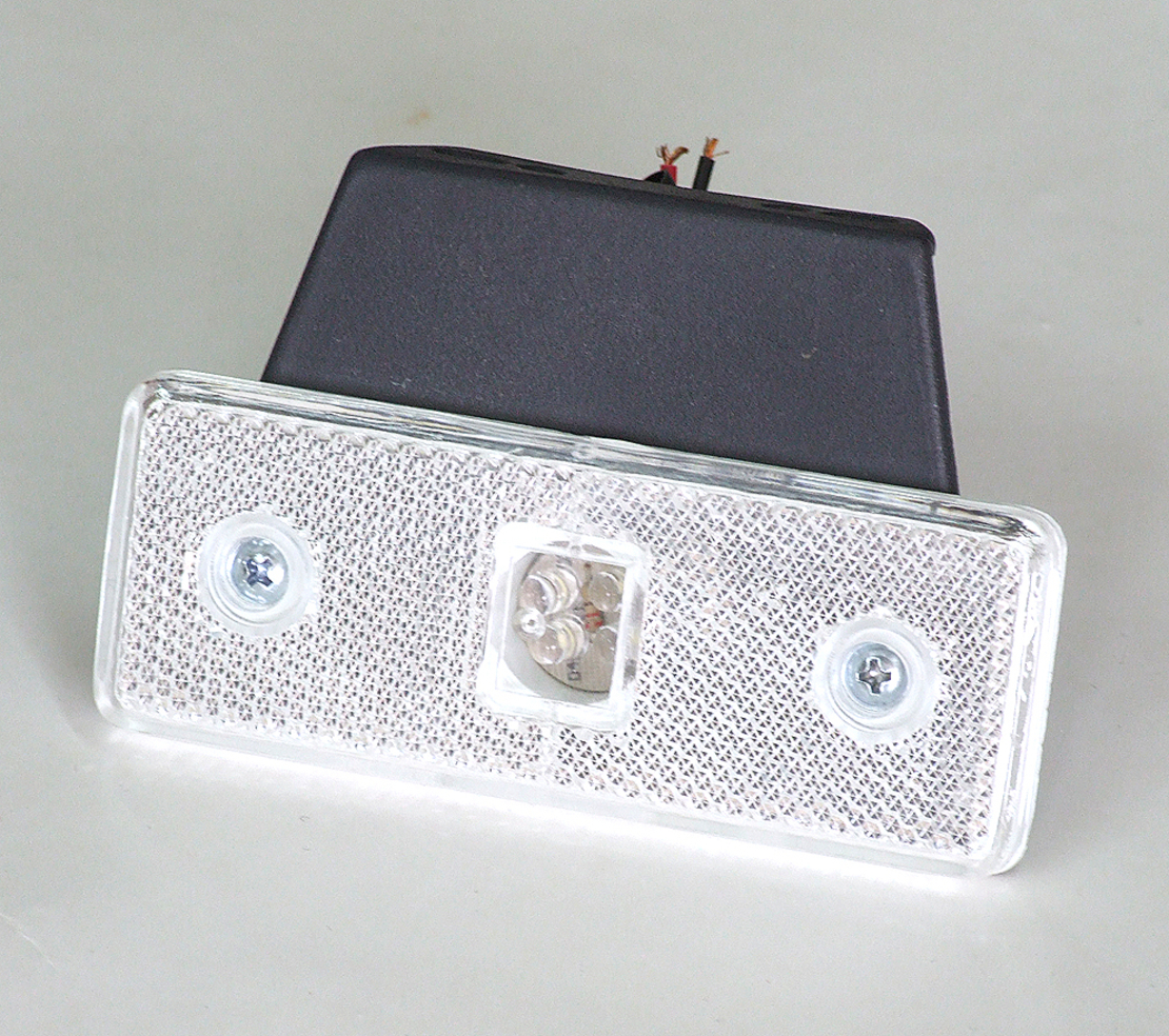 12V Диоден 4 LED ЛЕД Маркер габарит токос светлина за камиони бус ван ремарке каравана - 110 мм х 40 мм - бял MAR031