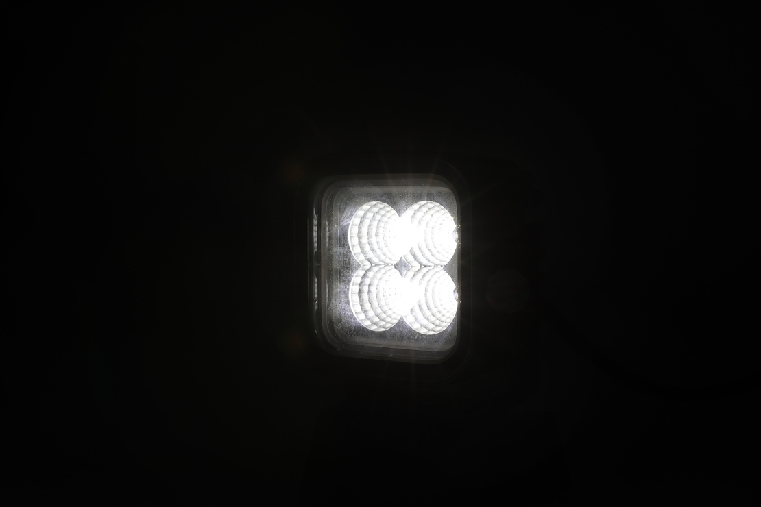 30W LED Халоген Бял, Разпръсната светлина с жълта и червена DRL светлина 12V-24V