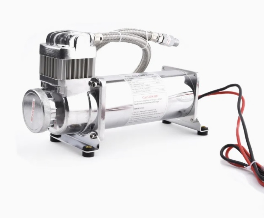 Преносим авто въздушен компресор 12V, 300 PSI, дебит 1.8 CFM, с метален маркуч - за пневматично окачване, офроуд, клаксони и въздушни системи