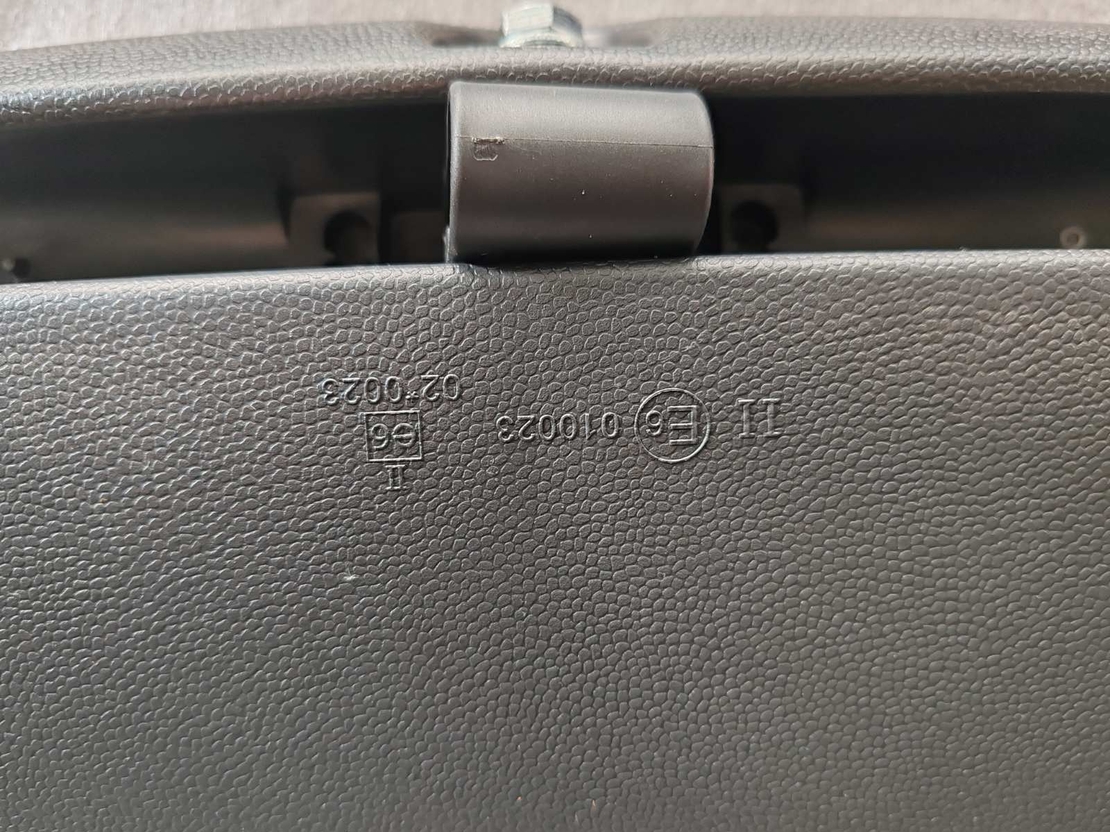 Универсално огледало за обратно виждане с основа 365 mm x 185 mm за камион автобус строителни и селскостопански машини и др.