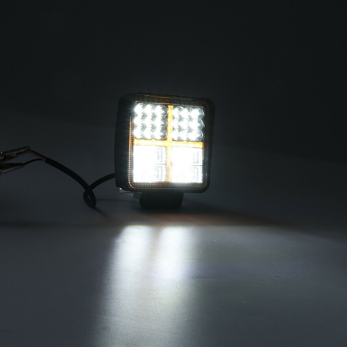 Универсален 162W Лед LED Халоген Фар Работна Лампа 12V - 24V бяла светлина + габаритна оранжева светлина за автомобил офроуд бус ван камион