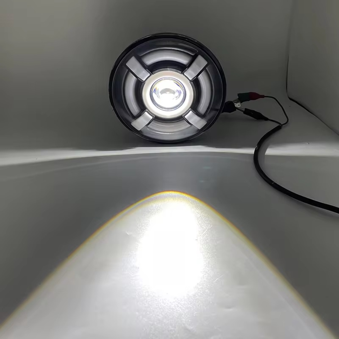 Комплект от 2бр. универсален 7 инча 18см ЛЕД LED фар лампа халоген 12V-24V къси/дълги с DRL дневни светлини мигач бяло-жълто 4800lm за АТВ джип мотоциклет камион трактор и др.