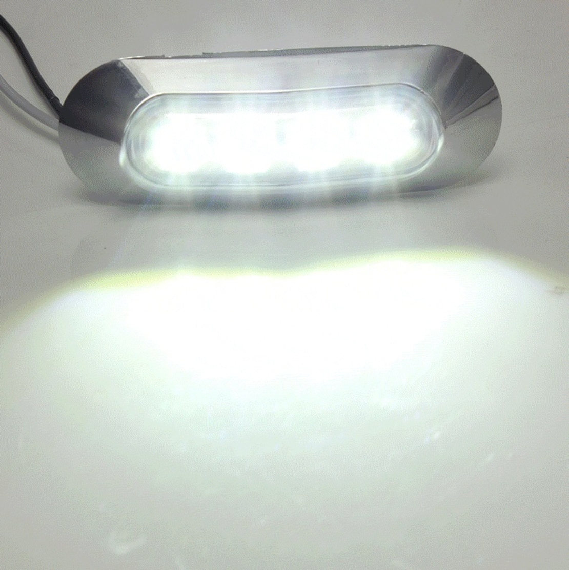 Бял LED Габарит, Маркер, 4 диода, Хромирана рамка - 24V