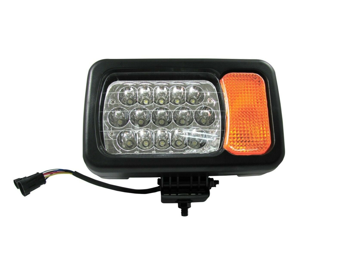 Комплект LED фарове - къси / дълги светлини, мигач, рефлектор - подходящ за трактор, комбайн, багер и др - 16 диода