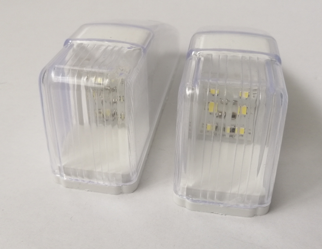 ЛЕД LED Светодиоден бял габарит за кабина на камион 12V - 24V за таван 14 х 4 х 6 cm