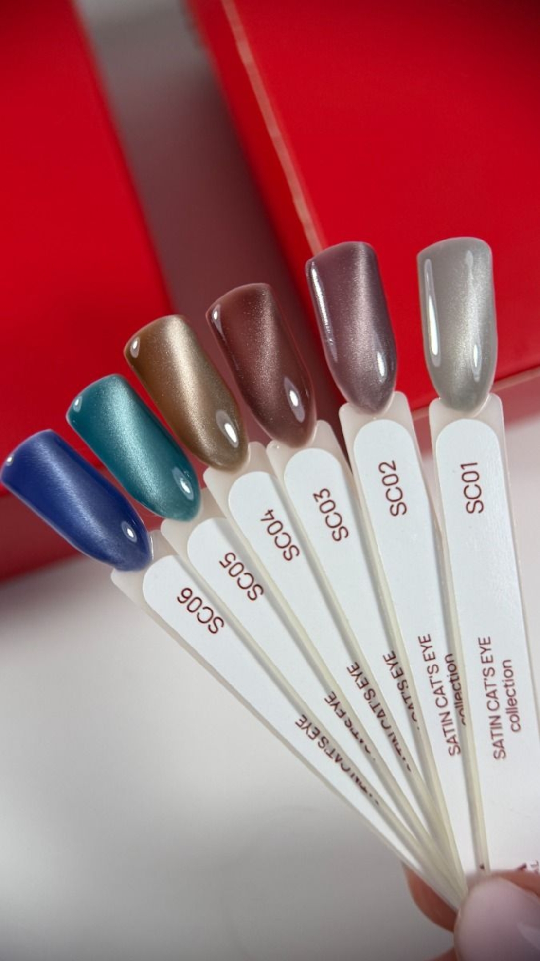 Gel polish Satin cat eye 05 8 ml