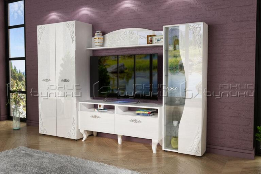 Секция Изабела/ бели орнаменти