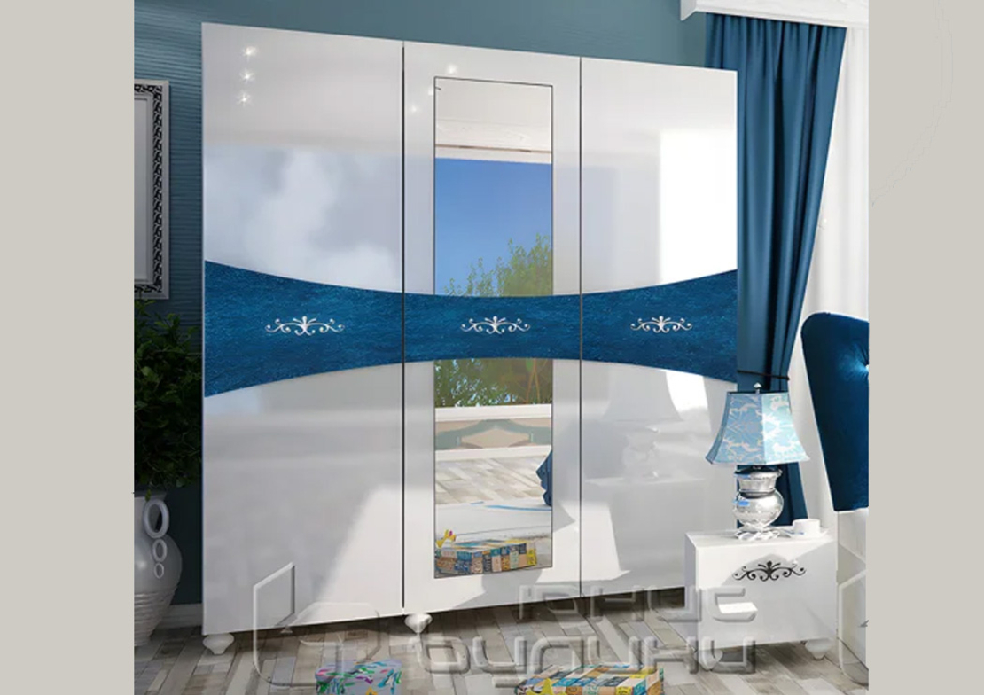 Гардероб  Маджестик