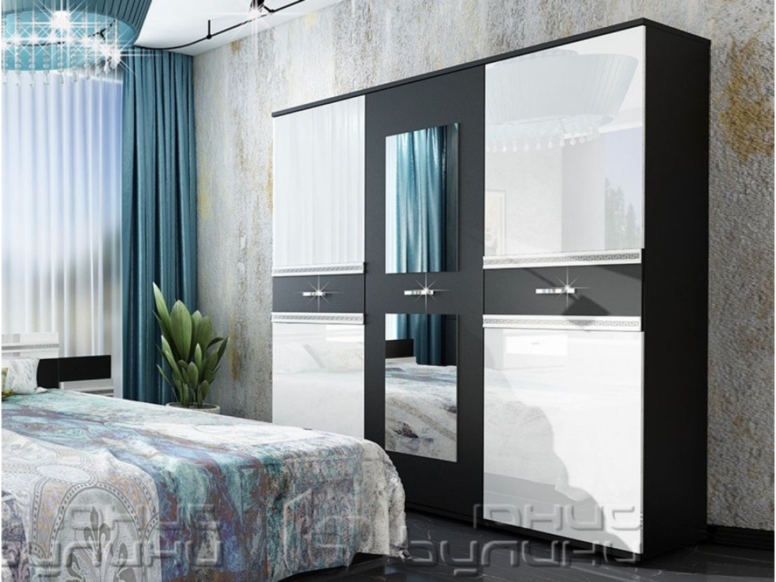 Гардероб Рока