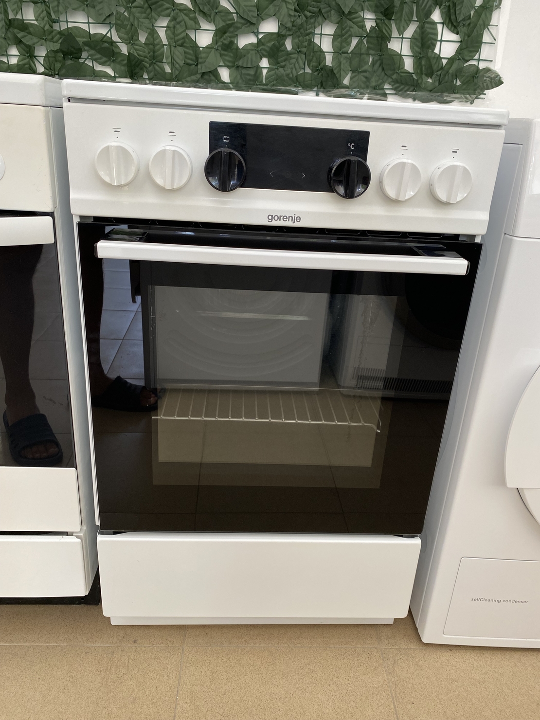 Свободностояща готварска печка Gorenje (Ширина: 50 см), стъклокерамика