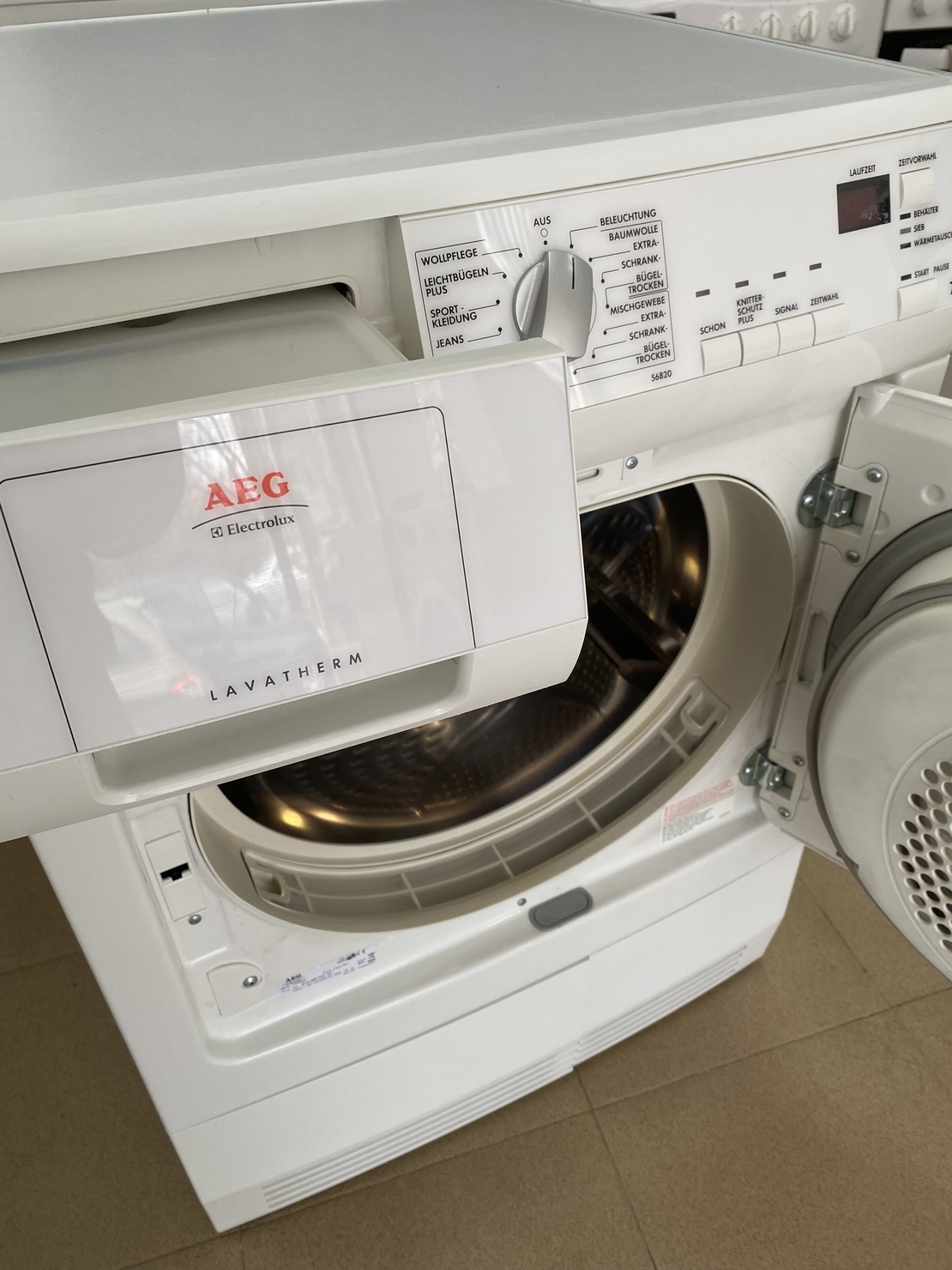 Сушилня AEG Lavatherm