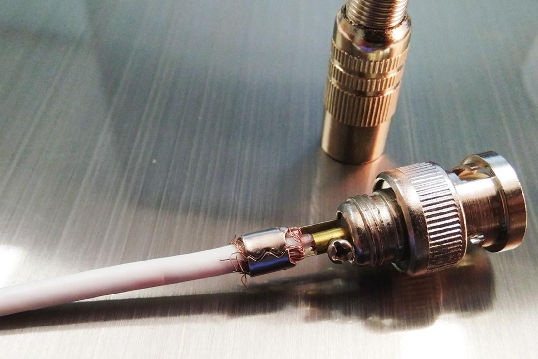 BNC конектор с винт RG59